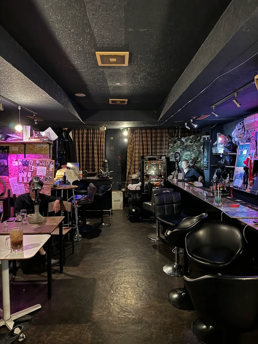 Shisha Bar アンダーワールド 店舗写真